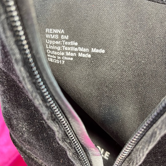 New Kenneth Cole RENNA 8M BLACK Velvet Boots Booties Embroidery STEVIE NICKS ish - Picture 14 of 16